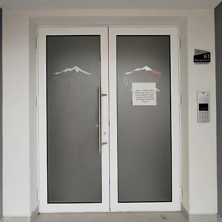 Apartment Hugo Hill Kompleks- U Blizini Akva Parka