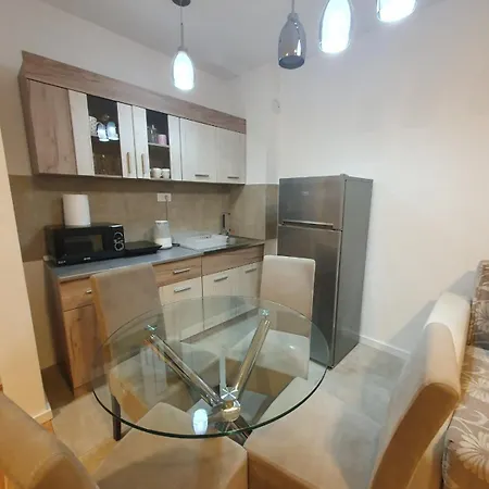 Hugo Hill Kompleks- U Blizini Akva Parka * Soko Banja